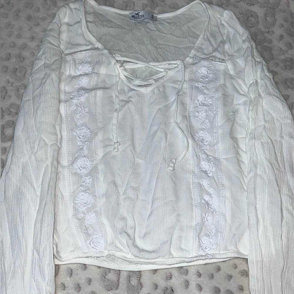 Hollister Mexican Floral Style Long Sleeve Top